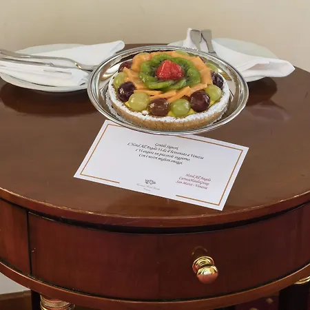 All'angelo Art فندق البندقية