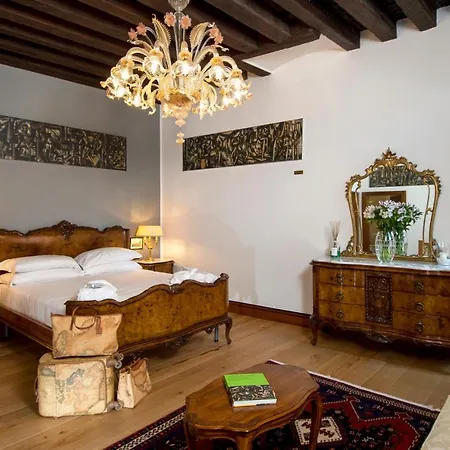 فندق All'angelo Art 4*