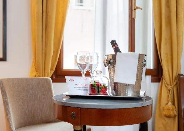 All'angelo Art Hotel