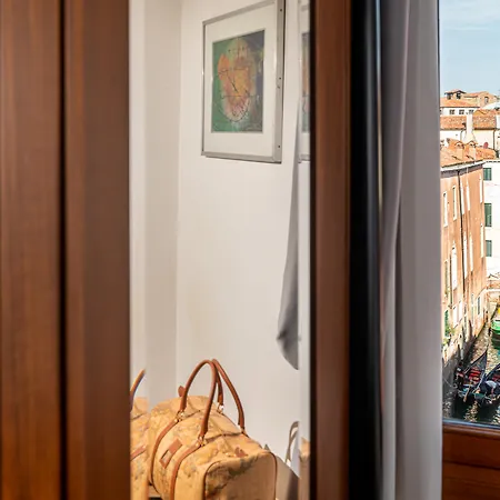 All'angelo Art Hotel 4*