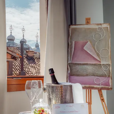 All'angelo Art Hotel