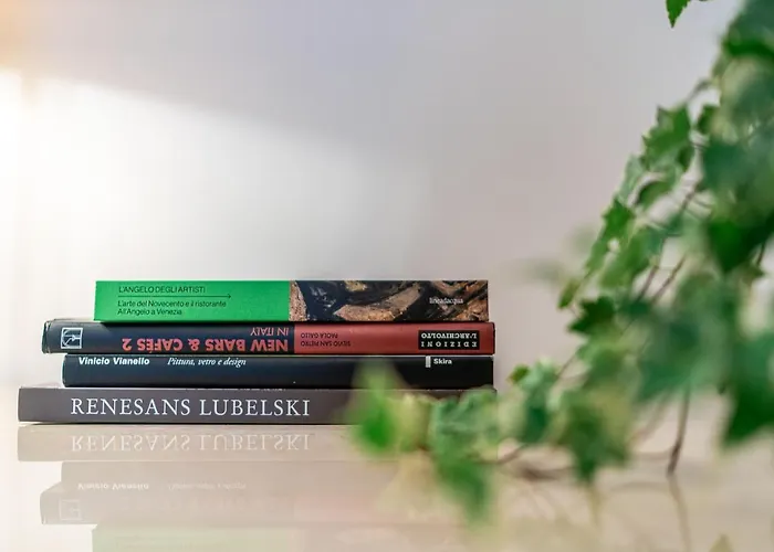 فندق All'angelo Art