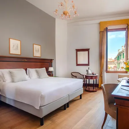 All'angelo Art Hotel 4*